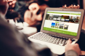 Como um site impacta na aquisição e satisfação de clientes em imobiliárias
